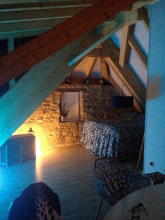 Loft "Home, Sauna & Pool" Osenbach Bilik gambar